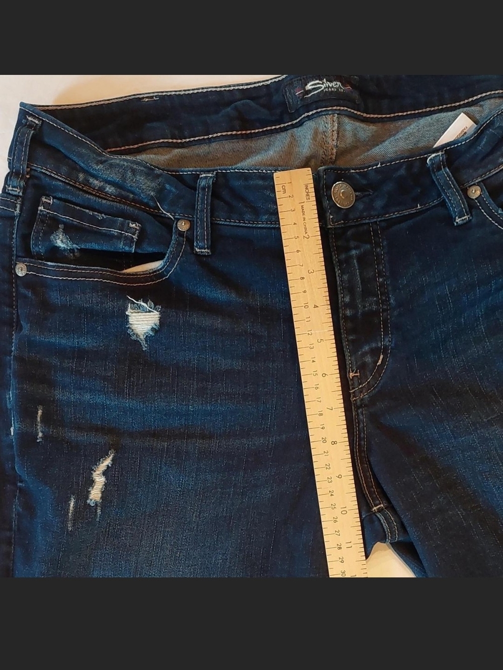 Silver Jeans Co. Sam Mid-Rise Boyfriend Jeans - Women's Size 16 - Picture 3 of 8